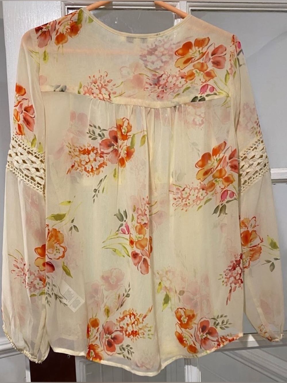 Black Rainn Cream Floral Tie-Front Peasant Blouse - Picture 3 of 6